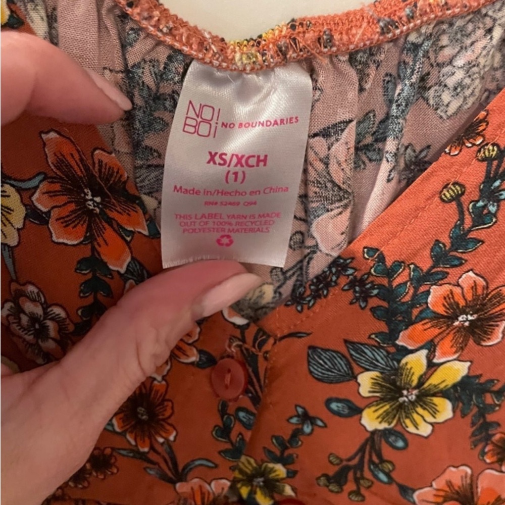 Spring Top - Picture 4 of 4